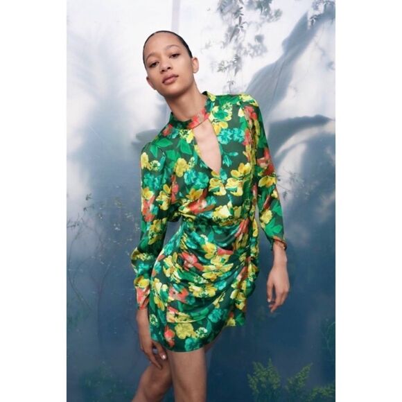 NWT Zara Blogger’s Favorite Floral Satin Effect Cutout Long Sleeve Mini Dress - Picture 4 of 16